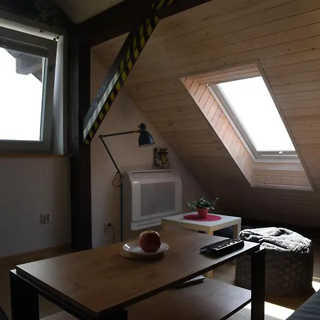 With A View 格丁尼亚